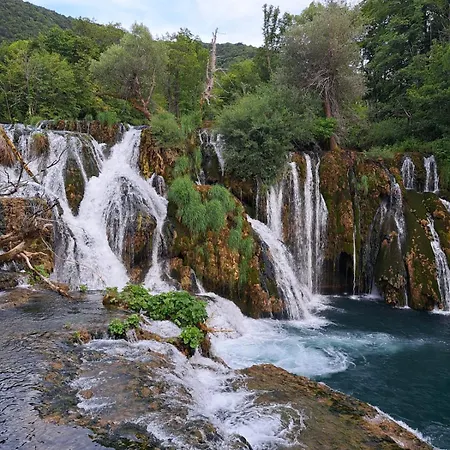 Velebitska 39 * Starigrad Paklenica