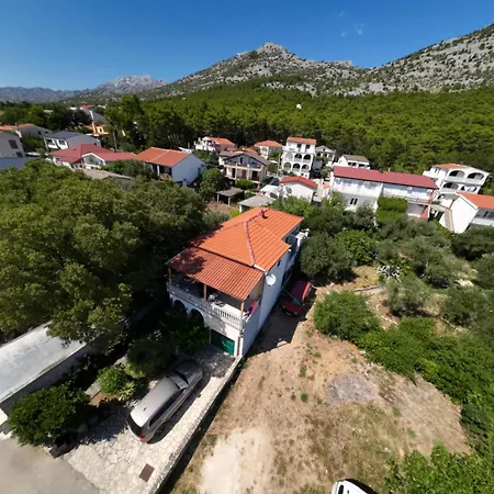 Velebitska 39 Apartment Starigrad Paklenica